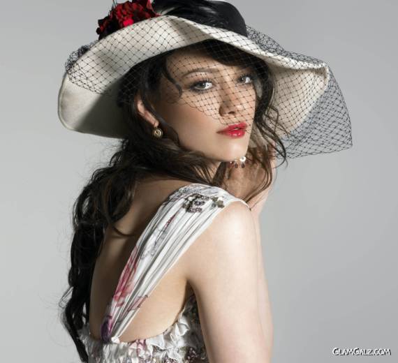 Hilary Duff Exclusive Dignity Promos