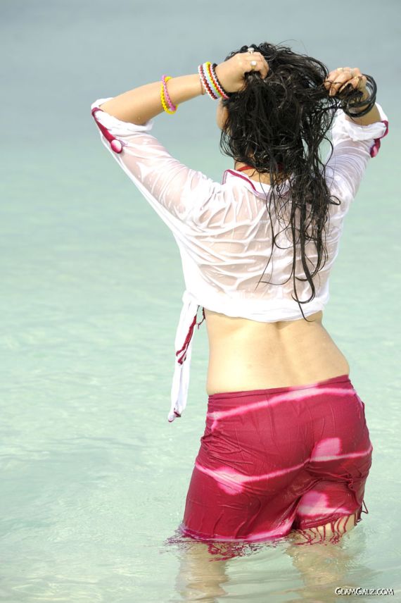 Gorgeous Indian Beauty Madhurima