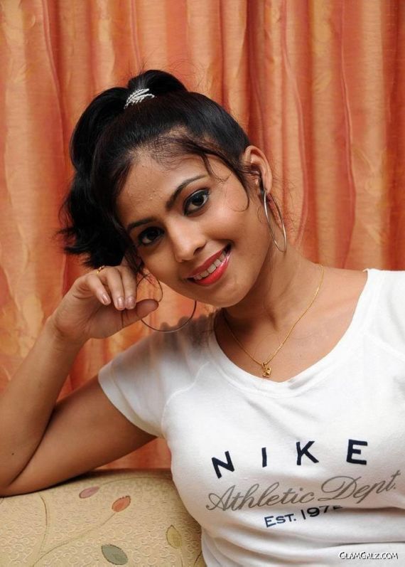 Pretty Tollywood Actress Saira Bhanu