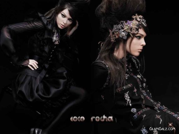 Click to Enlarge - Awesome Ninja Babes Wallpapers