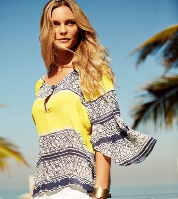 Fabiana Semprebom Shoots For Vix Swimwear