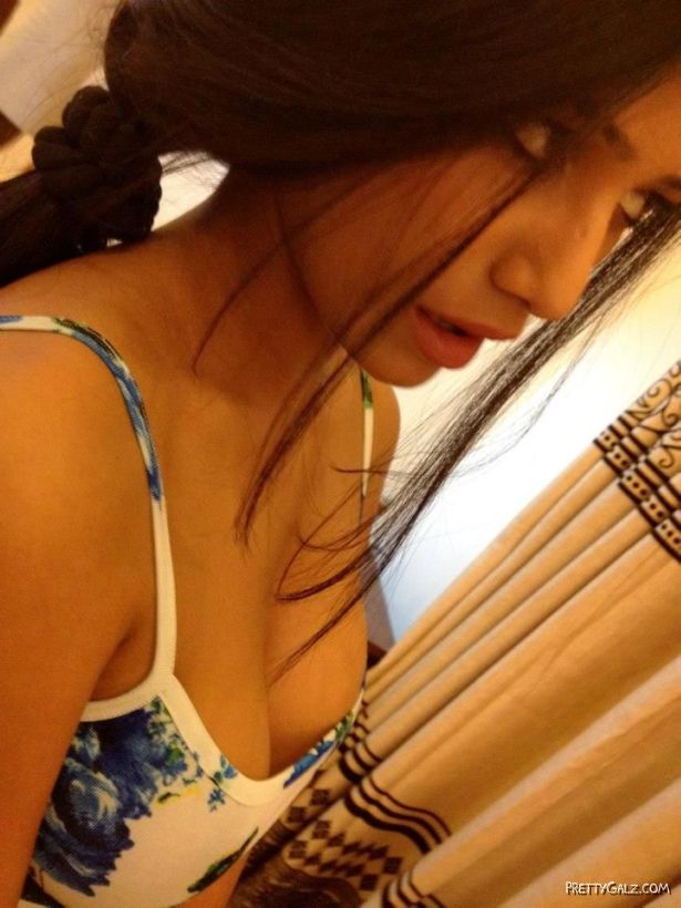 Bold And Beautiful Poonam Pandey