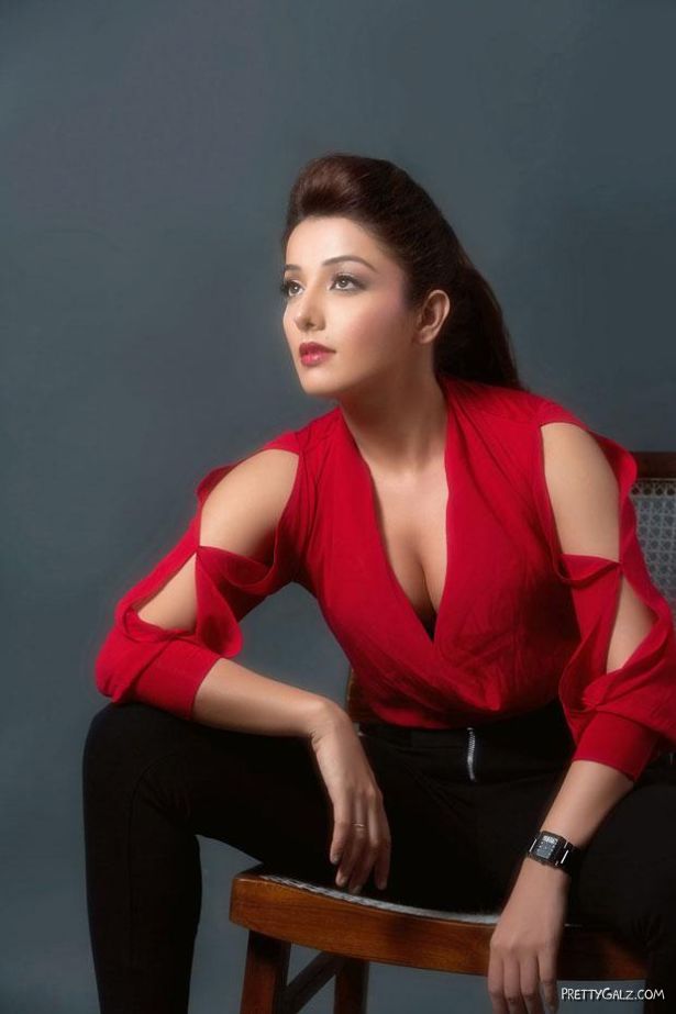 Sonia Mann Exclusive Photoshoot