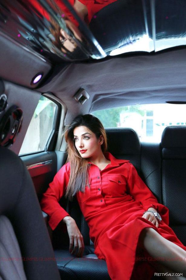 Sonia Mann Exclusive Photoshoot