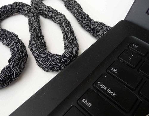 Camouflage your Power Cable with Knit Komputer Kord Kozy