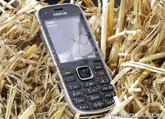 Nokia 3720 Classic - Latest Torture-Proof Phone